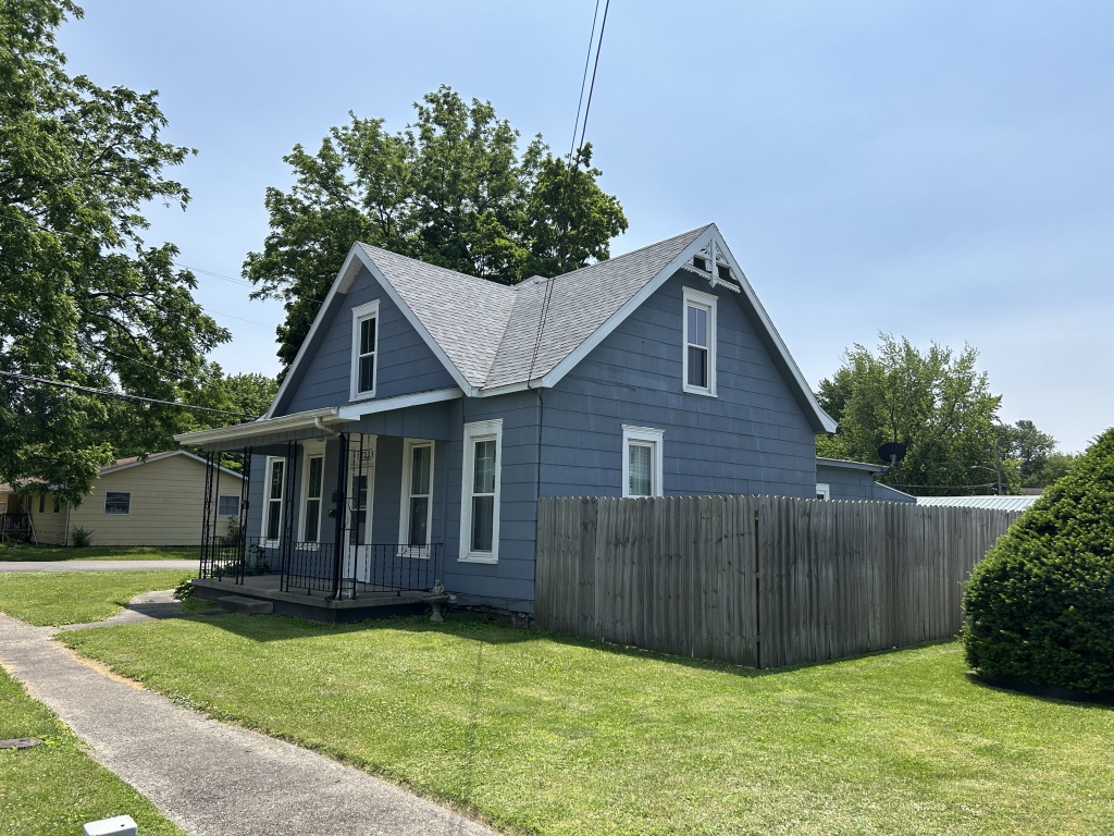 Illinois, United States, 3 Bedrooms Bedrooms, 6 Rooms Rooms,2 BathroomsBathrooms,40,000 to 90,000,Available,1449
