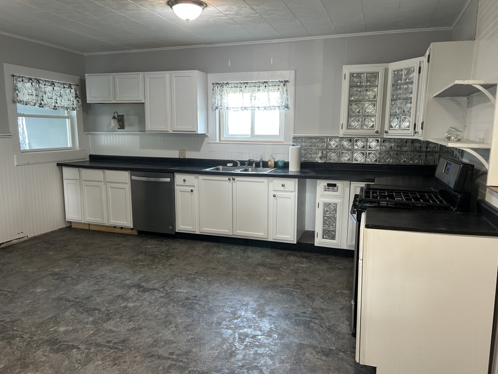Illinois, United States, 3 Bedrooms Bedrooms, 6 Rooms Rooms,2 BathroomsBathrooms,40,000 to 90,000,Available,1449