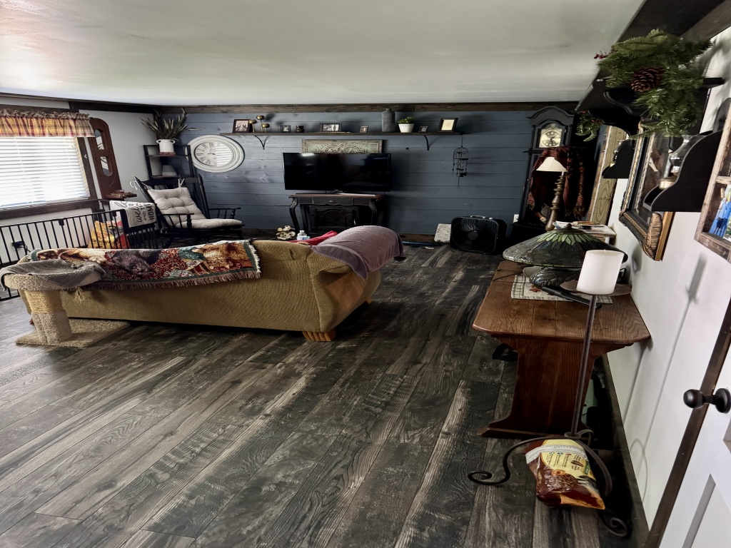 128 East Avenue B, Rushville, Schuyler, Illinois, United States 62681, 1 Bedroom Bedrooms, 7 Rooms Rooms,1 BathroomBathrooms,40,000 to 90,000,Available,East Avenue B,1454