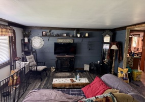 128 East Avenue B, Rushville, Schuyler, Illinois, United States 62681, 1 Bedroom Bedrooms, 7 Rooms Rooms,1 BathroomBathrooms,40,000 to 90,000,Available,East Avenue B,1454