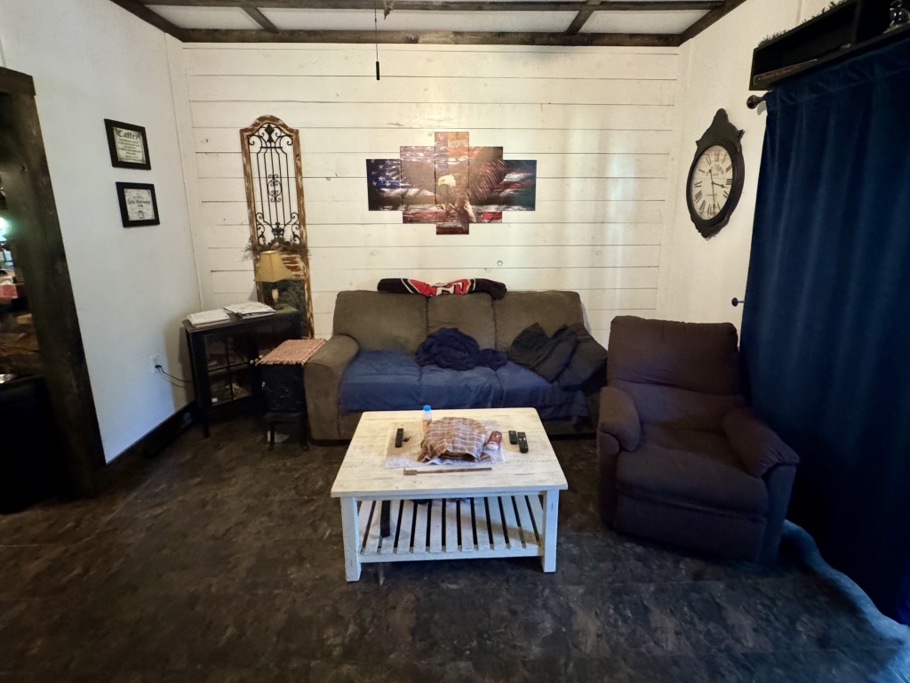 128 East Avenue B, Rushville, Schuyler, Illinois, United States 62681, 1 Bedroom Bedrooms, 7 Rooms Rooms,1 BathroomBathrooms,40,000 to 90,000,Available,East Avenue B,1454