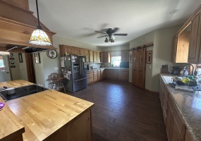 Illinois, United States, 2 Bedrooms Bedrooms, 8 Rooms Rooms,2 BathroomsBathrooms,Over 90,000,Available,1456
