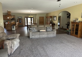 Illinois, United States, 2 Bedrooms Bedrooms, 8 Rooms Rooms,2 BathroomsBathrooms,Over 90,000,Available,1456