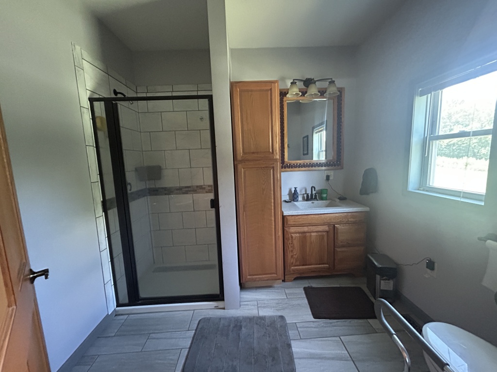 Illinois, United States, 2 Bedrooms Bedrooms, 8 Rooms Rooms,2 BathroomsBathrooms,Over 90,000,Available,1456