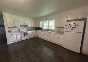 Illinois, United States, 3 Bedrooms Bedrooms, 6 Rooms Rooms,1 BathroomBathrooms,Over 90,000,Available,1457
