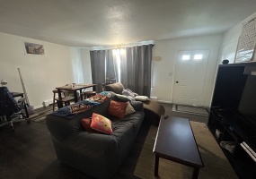 Illinois, United States, 3 Bedrooms Bedrooms, 6 Rooms Rooms,1 BathroomBathrooms,Over 90,000,Available,1457