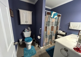Illinois, United States, 4 Bedrooms Bedrooms, 10 Rooms Rooms,2 BathroomsBathrooms,Over 90,000,Available,1458