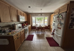 Illinois, United States, 4 Bedrooms Bedrooms, 10 Rooms Rooms,2 BathroomsBathrooms,Over 90,000,Available,1458