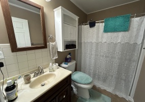 Illinois, United States, 4 Bedrooms Bedrooms, 10 Rooms Rooms,2 BathroomsBathrooms,Over 90,000,Available,1458