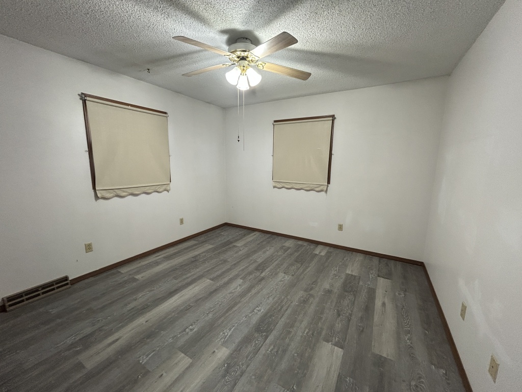 Illinois, United States, 2 Bedrooms Bedrooms, 6 Rooms Rooms,1 BathroomBathrooms,40,000 to 90,000,Available,1459