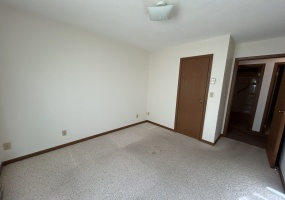 Illinois, United States, 3 Bedrooms Bedrooms, 6 Rooms Rooms,1 BathroomBathrooms,Over 90,000,Pending,1460