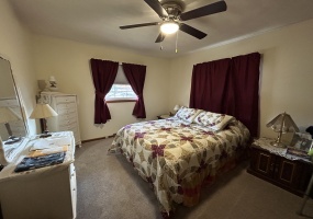 Illinois, United States, 2 Bedrooms Bedrooms, 6 Rooms Rooms,2 BathroomsBathrooms,Over 90,000,Available,1461