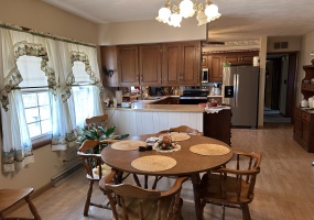 Illinois, United States, 2 Bedrooms Bedrooms, 6 Rooms Rooms,2 BathroomsBathrooms,Over 90,000,Available,1461