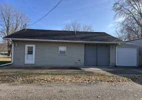 Illinois, United States, 2 Bedrooms Bedrooms, 5 Rooms Rooms,1 BathroomBathrooms,Over 90,000,Available,1462