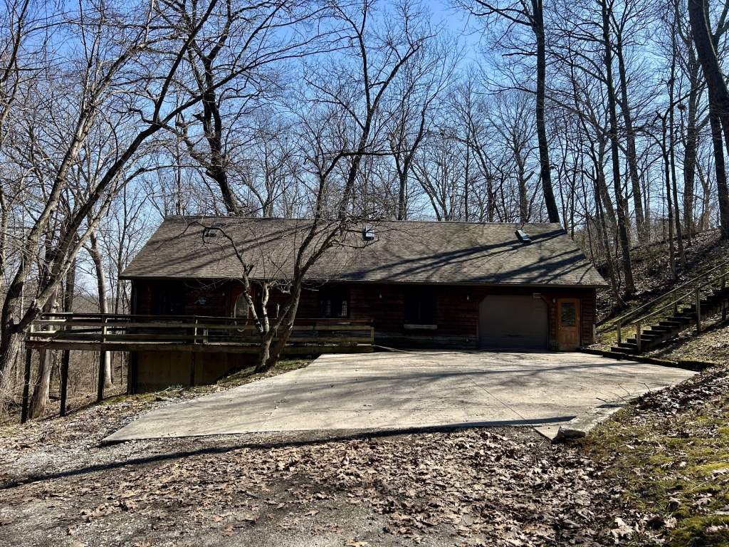 Illinois, United States, 3 Bedrooms Bedrooms, 9 Rooms Rooms,3 BathroomsBathrooms,Over 90,000,Available,1462