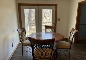 Illinois, United States, 3 Bedrooms Bedrooms, 9 Rooms Rooms,3 BathroomsBathrooms,Over 90,000,Available,1462