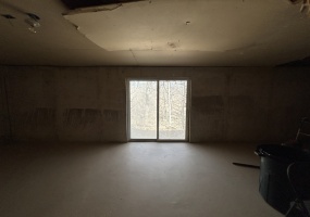 Illinois, United States, 3 Bedrooms Bedrooms, 9 Rooms Rooms,3 BathroomsBathrooms,Over 90,000,Available,1462