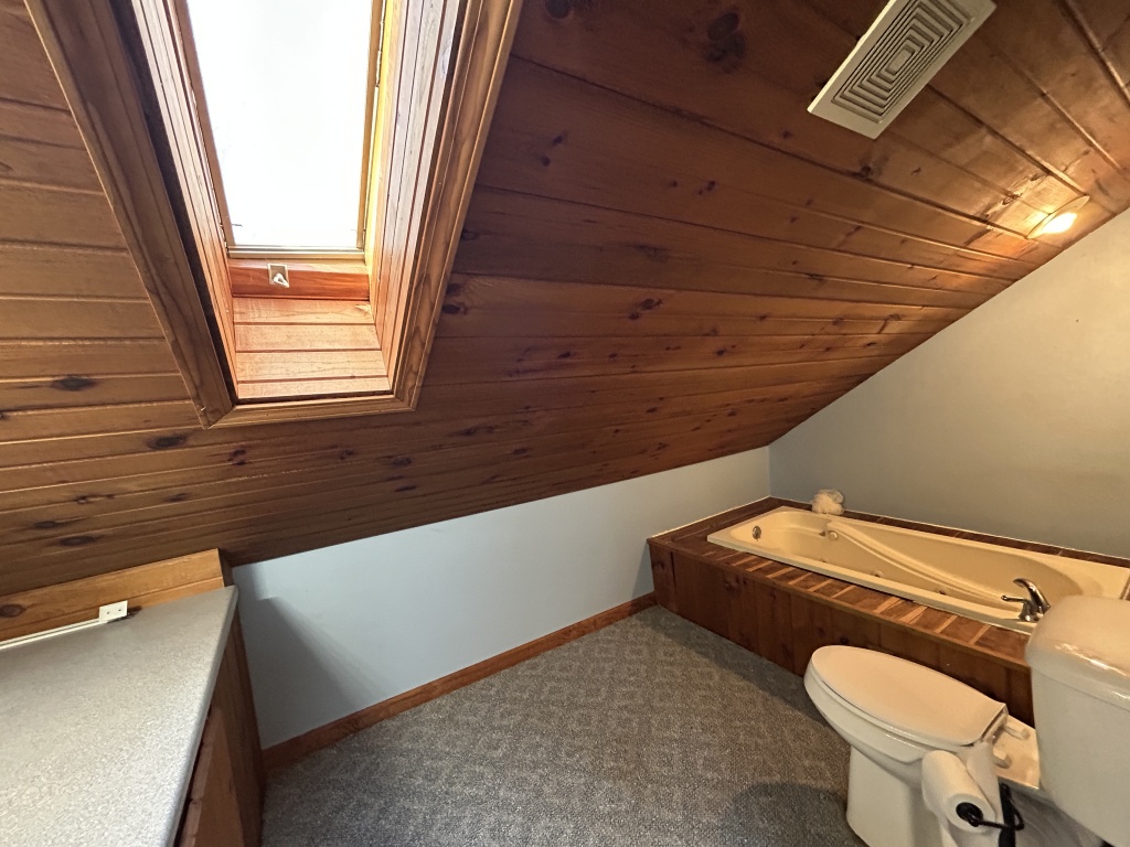 Illinois, United States, 3 Bedrooms Bedrooms, 9 Rooms Rooms,3 BathroomsBathrooms,Over 90,000,Available,1462