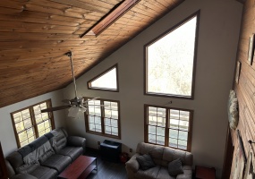 Illinois, United States, 3 Bedrooms Bedrooms, 9 Rooms Rooms,3 BathroomsBathrooms,Over 90,000,Available,1462