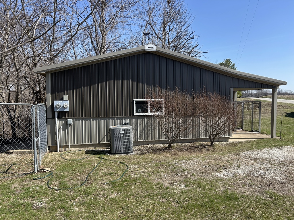 Illinois, United States, 3 Bedrooms Bedrooms, 9 Rooms Rooms,3 BathroomsBathrooms,Over 90,000,Available,1462