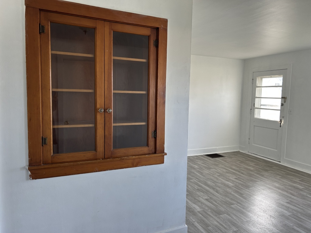 Illinois, United States, 3 Bedrooms Bedrooms, 6 Rooms Rooms,1 BathroomBathrooms,40,000 to 90,000,Available,1463