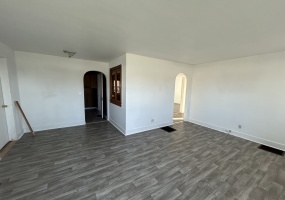 Illinois, United States, 3 Bedrooms Bedrooms, 6 Rooms Rooms,1 BathroomBathrooms,40,000 to 90,000,Available,1463