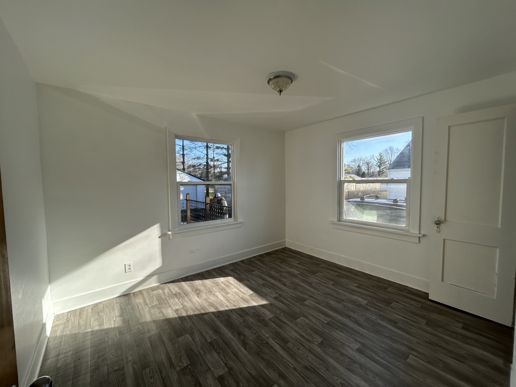 Illinois, United States, 3 Bedrooms Bedrooms, 6 Rooms Rooms,1 BathroomBathrooms,40,000 to 90,000,Available,1463