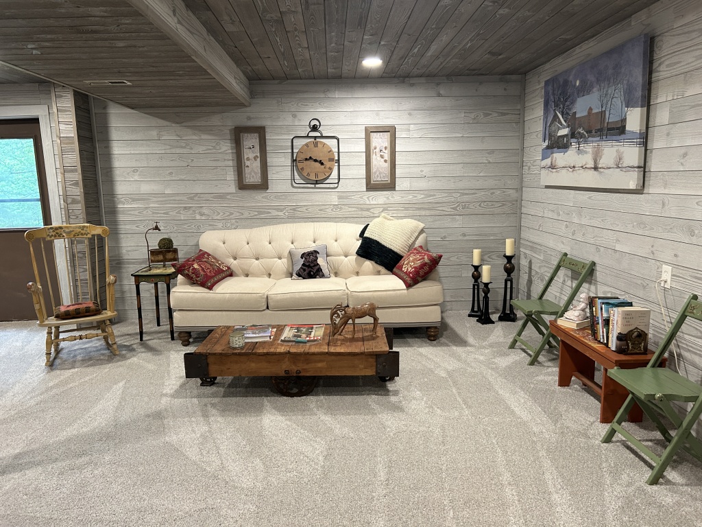 19501 Lakeview Dr., Rushville, Schuyler, Illinois, United States 62681, 2 Bedrooms Bedrooms, 6 Rooms Rooms,2 BathroomsBathrooms,Over 90,000,Pending,Lakeview Dr.,1465
