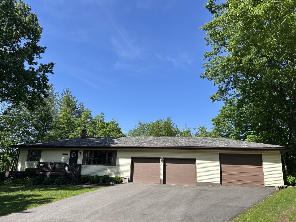19501 Lakeview Dr., Rushville, Schuyler, Illinois, United States 62681, 2 Bedrooms Bedrooms, 6 Rooms Rooms,2 BathroomsBathrooms,Over 90,000,Pending,Lakeview Dr.,1465