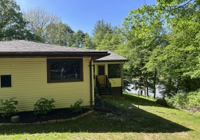 19501 Lakeview Dr., Rushville, Schuyler, Illinois, United States 62681, 2 Bedrooms Bedrooms, 6 Rooms Rooms,2 BathroomsBathrooms,Over 90,000,Pending,Lakeview Dr.,1465