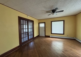 Astoria, Fulton, Illinois, United States 61501, 3 Bedrooms Bedrooms, 6 Rooms Rooms,1 BathroomBathrooms,40,000 to 90,000,Available,1468
