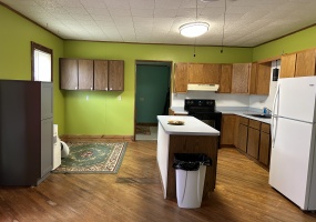 Astoria, Fulton, Illinois, United States 61501, 3 Bedrooms Bedrooms, 6 Rooms Rooms,1 BathroomBathrooms,40,000 to 90,000,Available,1468