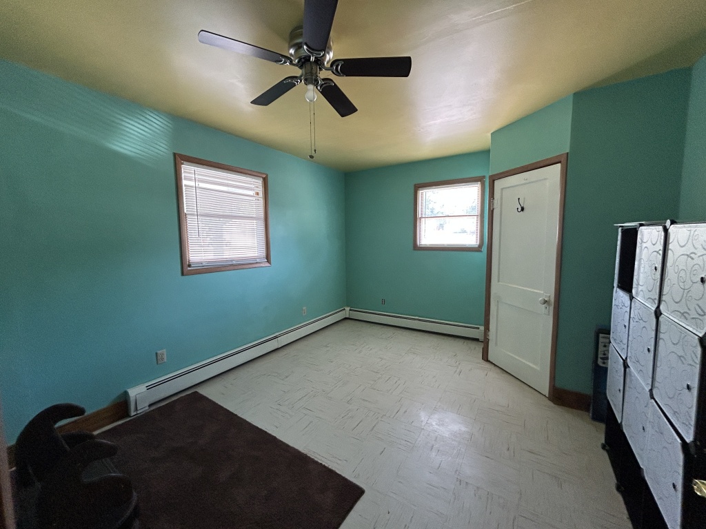 Astoria, Fulton, Illinois, United States 61501, 3 Bedrooms Bedrooms, 6 Rooms Rooms,1 BathroomBathrooms,40,000 to 90,000,Available,1468