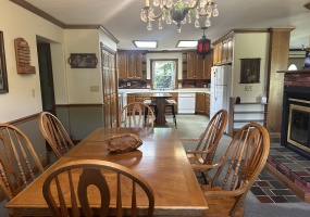 Augusta, Hancock, Illinois, United States, 3 Bedrooms Bedrooms, 11 Rooms Rooms,2 BathroomsBathrooms,Over 90,000,Available,1476