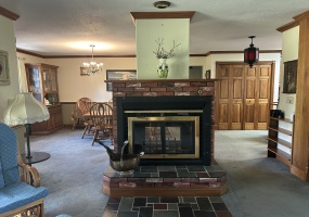 Augusta, Hancock, Illinois, United States, 3 Bedrooms Bedrooms, 11 Rooms Rooms,2 BathroomsBathrooms,Over 90,000,Available,1476