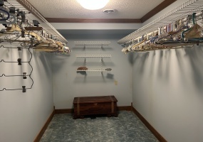 Augusta, Hancock, Illinois, United States, 3 Bedrooms Bedrooms, 11 Rooms Rooms,2 BathroomsBathrooms,Over 90,000,Available,1476