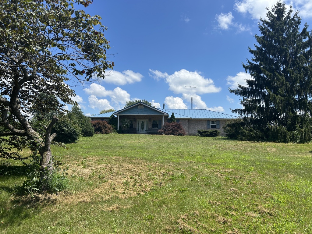 Augusta, Hancock, Illinois, United States, 3 Bedrooms Bedrooms, 11 Rooms Rooms,2 BathroomsBathrooms,Over 90,000,Available,1476