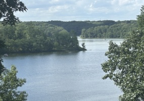 Illinois, United States, 2 Bedrooms Bedrooms, 6 Rooms Rooms,1 BathroomBathrooms,Over 90,000,Available,1479