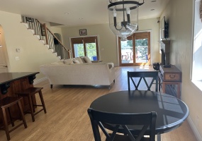 Illinois, United States, 2 Bedrooms Bedrooms, 6 Rooms Rooms,1 BathroomBathrooms,Over 90,000,Available,1479