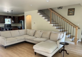 Illinois, United States, 2 Bedrooms Bedrooms, 6 Rooms Rooms,1 BathroomBathrooms,Over 90,000,Available,1479
