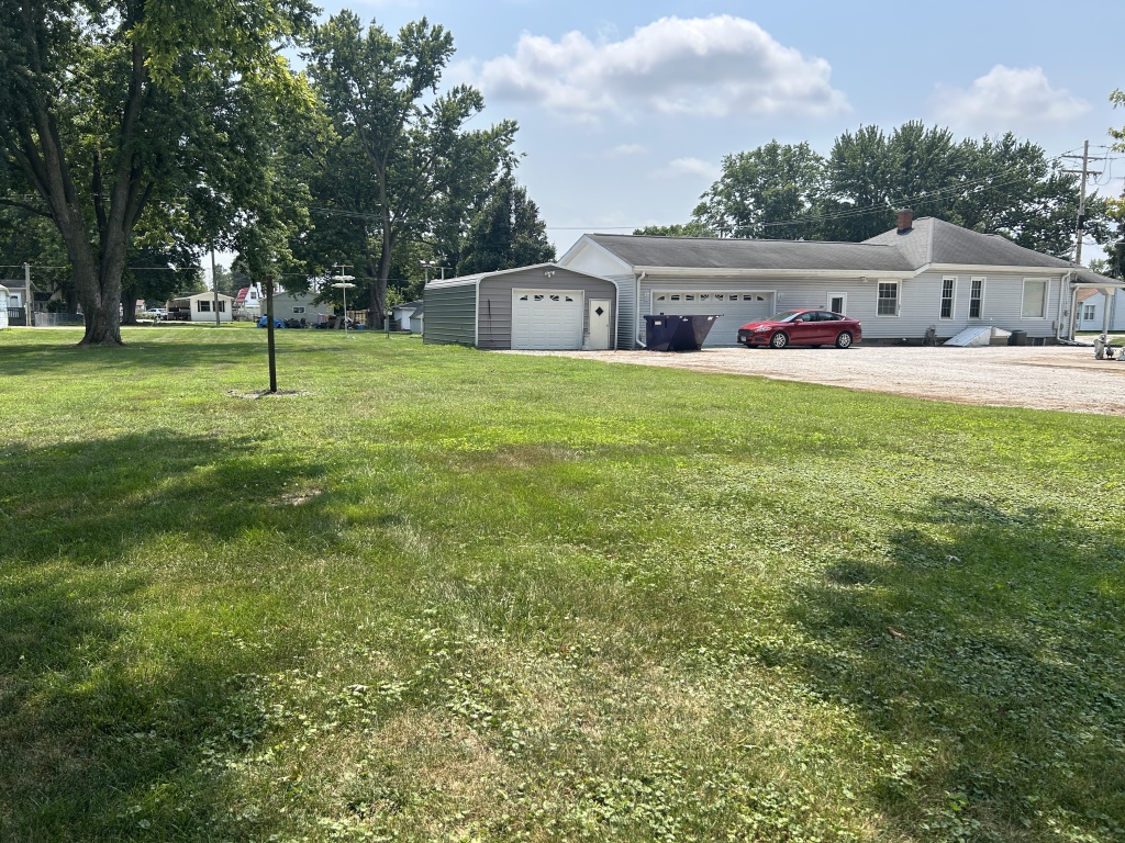 Illinois, United States, 2 Bedrooms Bedrooms, 7 Rooms Rooms,1 BathroomBathrooms,Over 90,000,Available,1482