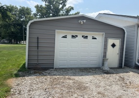 Illinois, United States, 2 Bedrooms Bedrooms, 7 Rooms Rooms,1 BathroomBathrooms,Over 90,000,Available,1482
