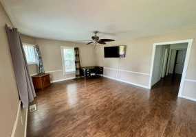 363 South Congress, Rushville, Schuyler, Illinois, United States 62681, 3 Bedrooms Bedrooms, 7 Rooms Rooms,1 BathroomBathrooms,40,000 to 90,000,Available,South Congress,896421