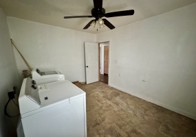 363 South Congress, Rushville, Schuyler, Illinois, United States 62681, 3 Bedrooms Bedrooms, 7 Rooms Rooms,1 BathroomBathrooms,40,000 to 90,000,Available,South Congress,896421