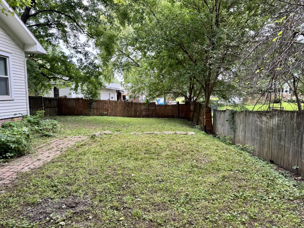 363 South Congress, Rushville, Schuyler, Illinois, United States 62681, 3 Bedrooms Bedrooms, 7 Rooms Rooms,1 BathroomBathrooms,40,000 to 90,000,Available,South Congress,896421