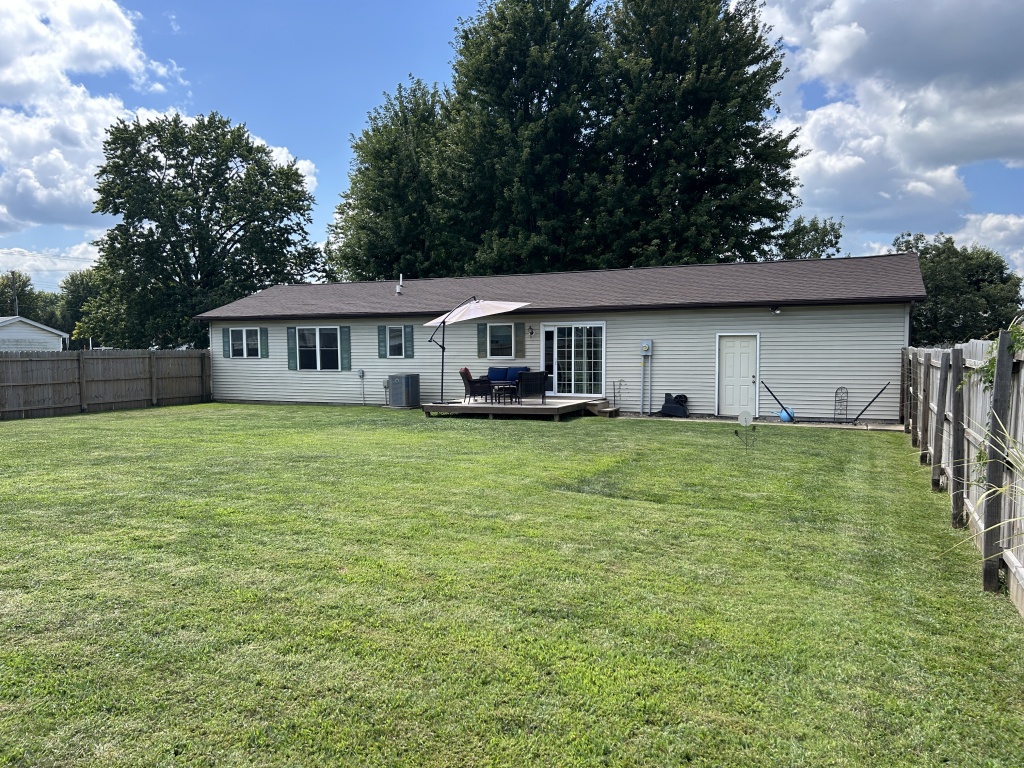 Illinois, United States, 3 Bedrooms Bedrooms, 7 Rooms Rooms,2 BathroomsBathrooms,Over 90,000,Available,896423