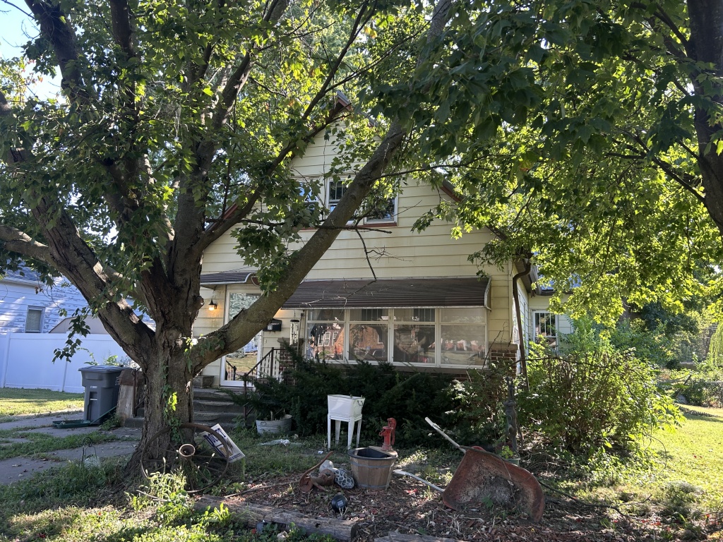 Illinois, United States, 2 Bedrooms Bedrooms, 6 Rooms Rooms,1 BathroomBathrooms,40,000 to 90,000,Available,896424